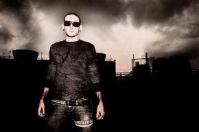 Честер Беннингтон - Биография вокалиста Linkin Park и фотографии