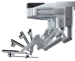 Новая версия робота-хирурга da Vinci упростит работу врачей (2 фото + видео)
